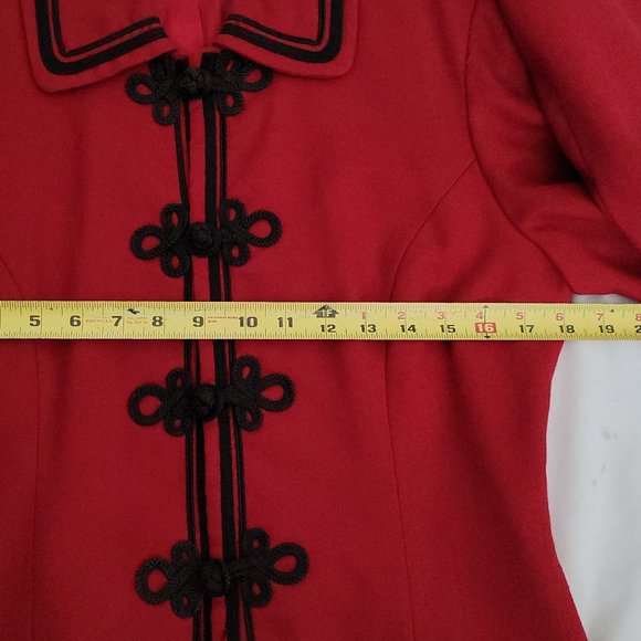 Stephanie Cueller 2 pc suit - Picture 6 of 11